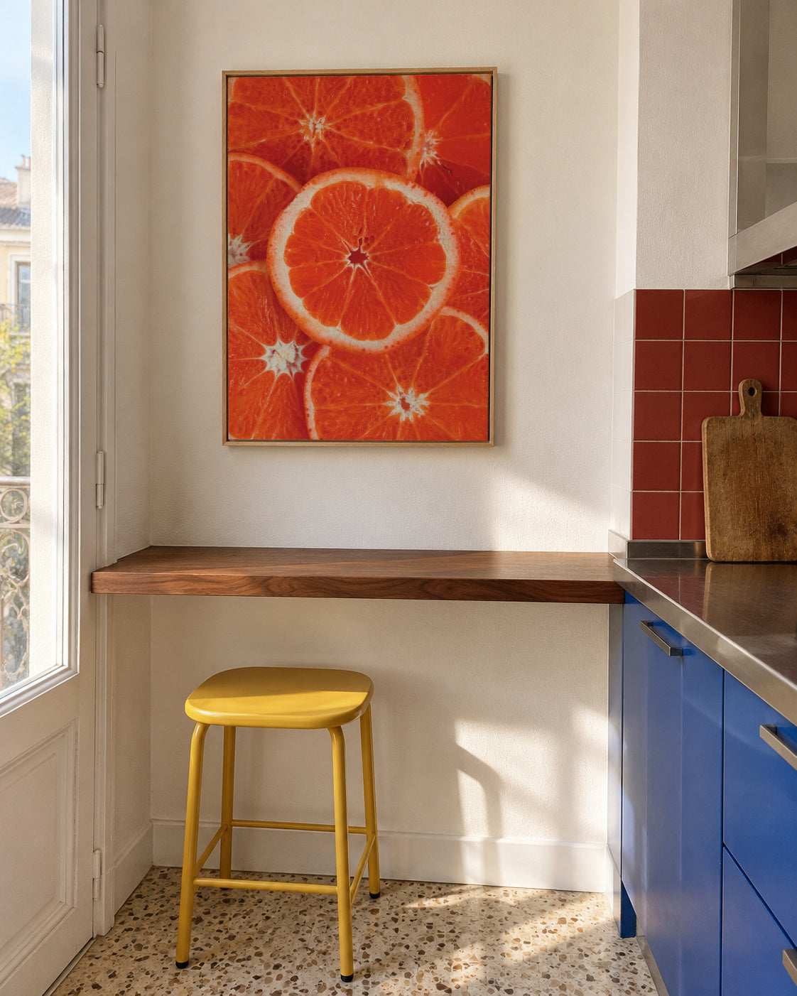 Orange lovers - Framed canvas in an interior