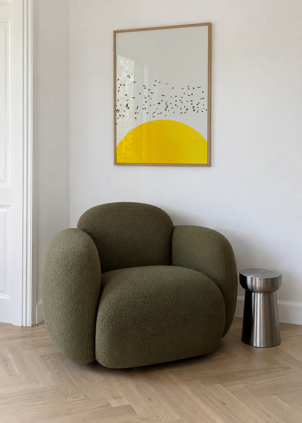 A thousand birds - Framed poster in an interior