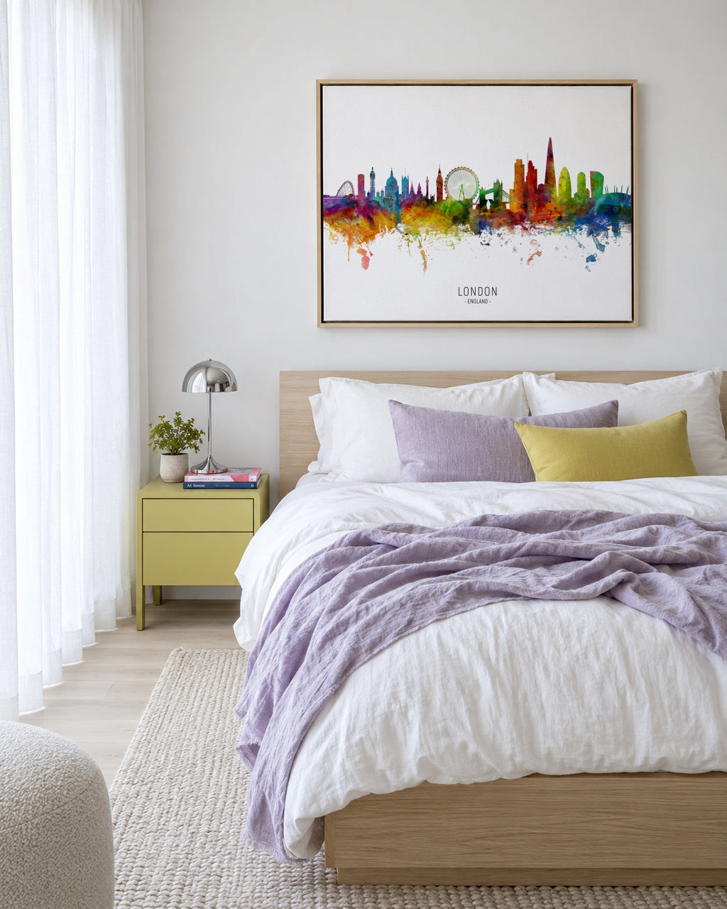 London Skyline multicolor - Framed canvas in an interior