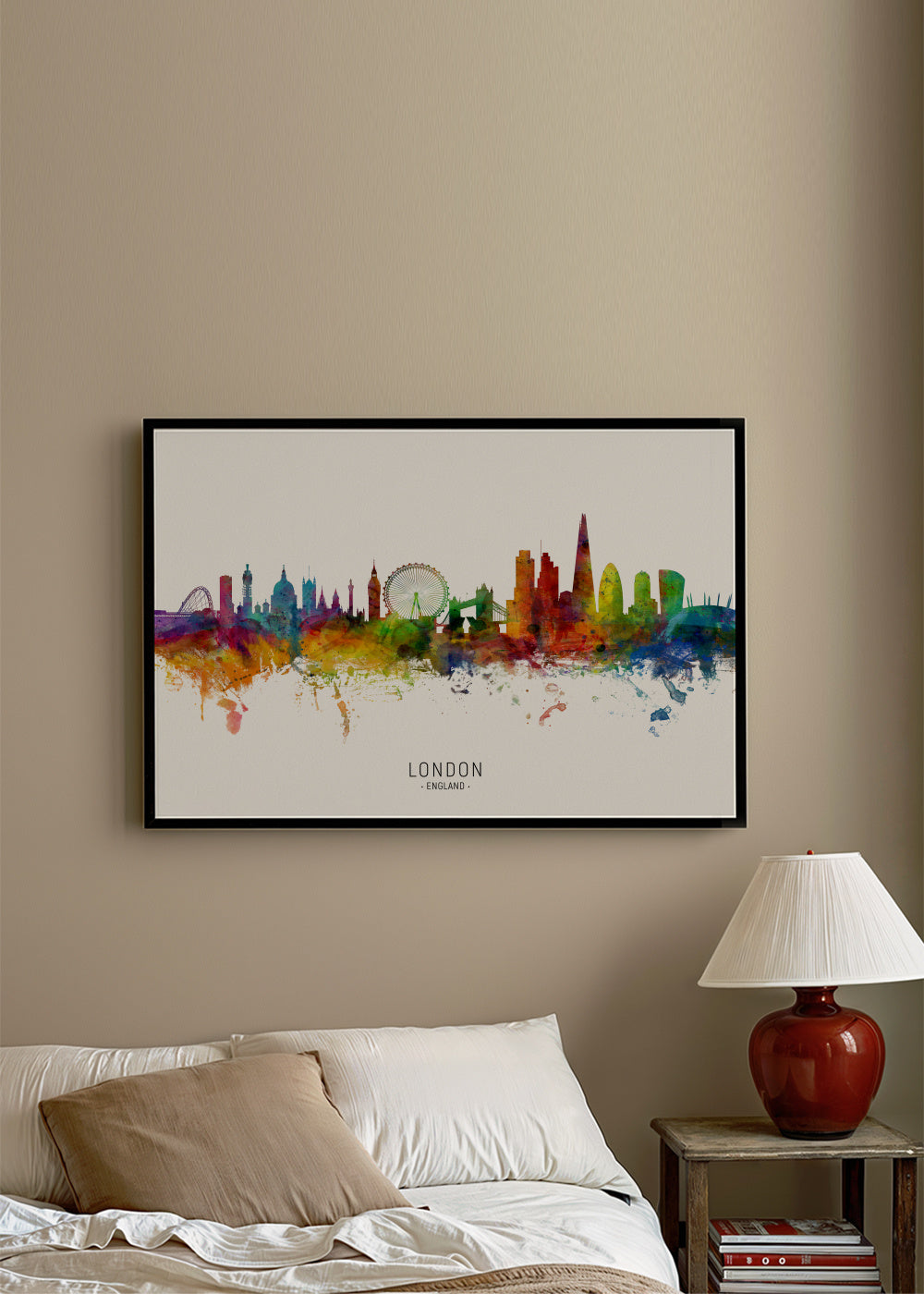 London Skyline multicolor - Framed poster in an interior
