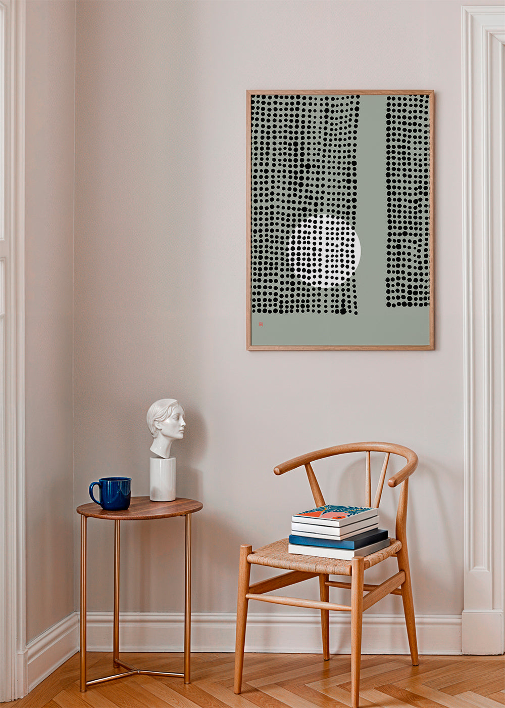 Hidden Moon n° 4 (Behind The Curtains)