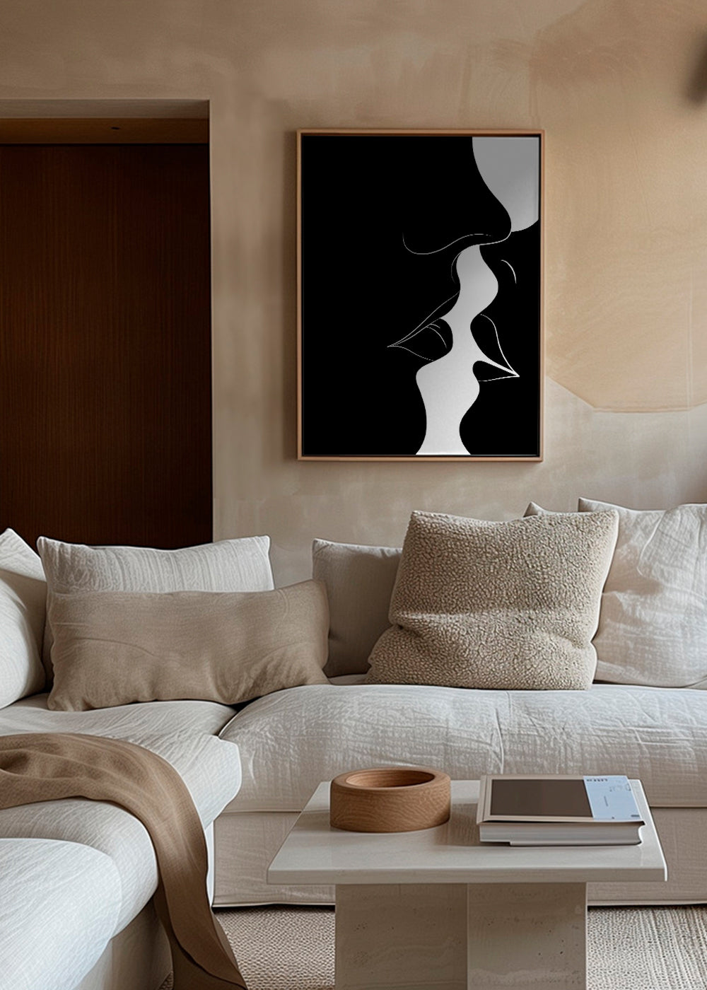 Just a little kiss black