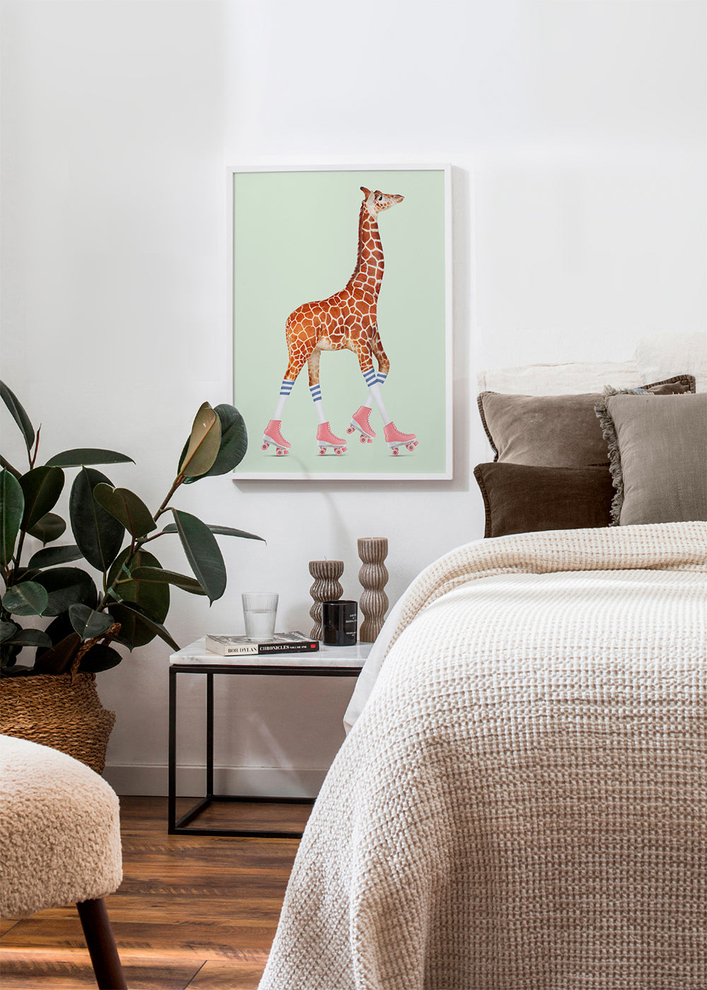 Rollerskating Giraffe