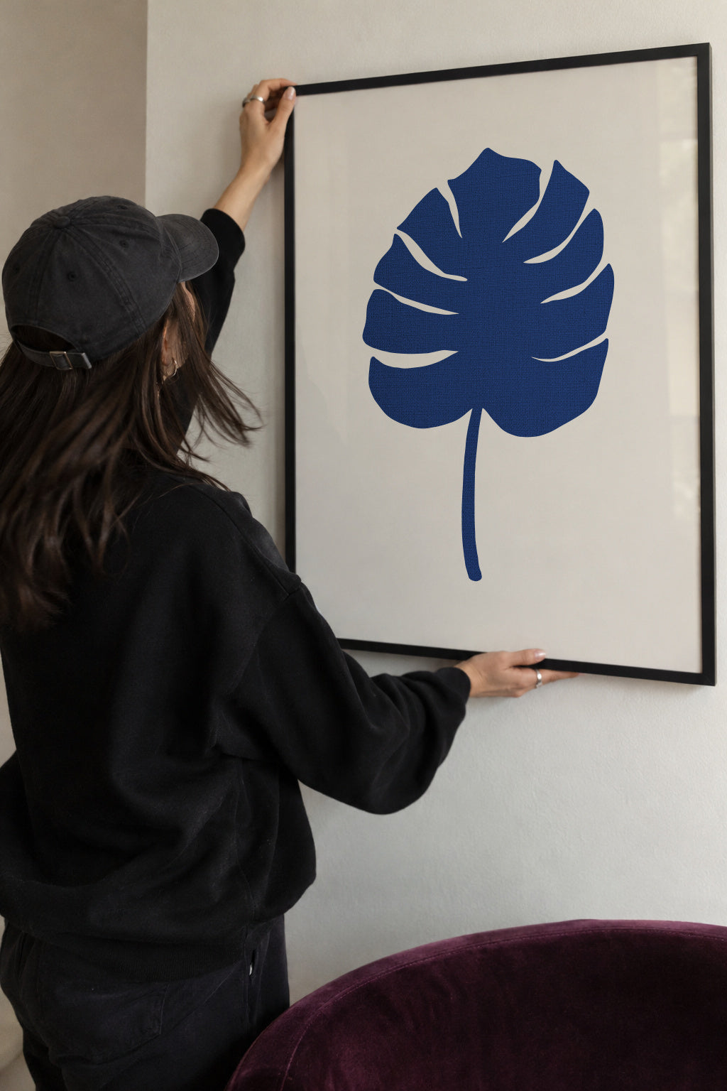 Monstera Canvas Blue - Framed poster detail