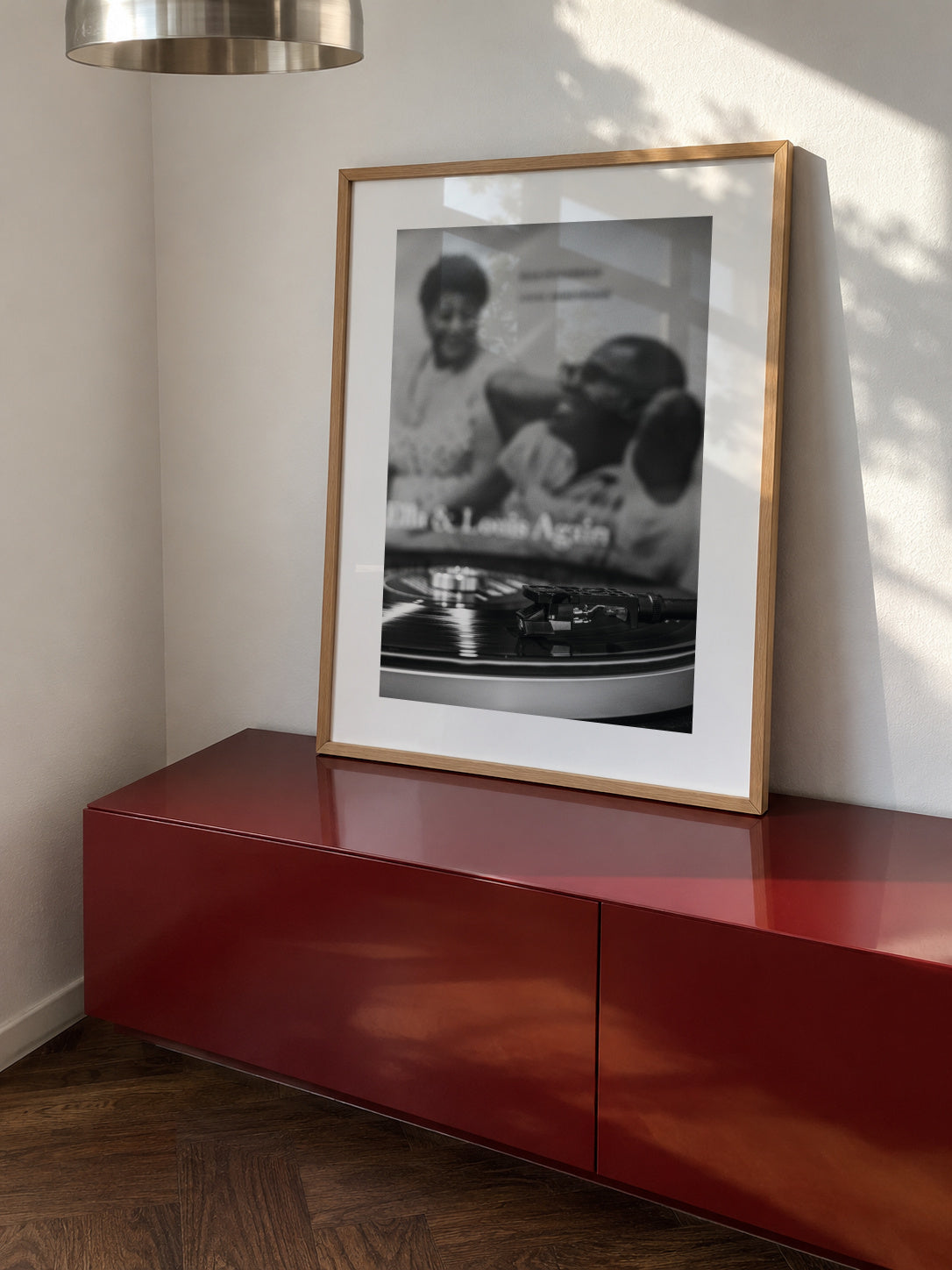 Vinyl I - Framed poster in an interior