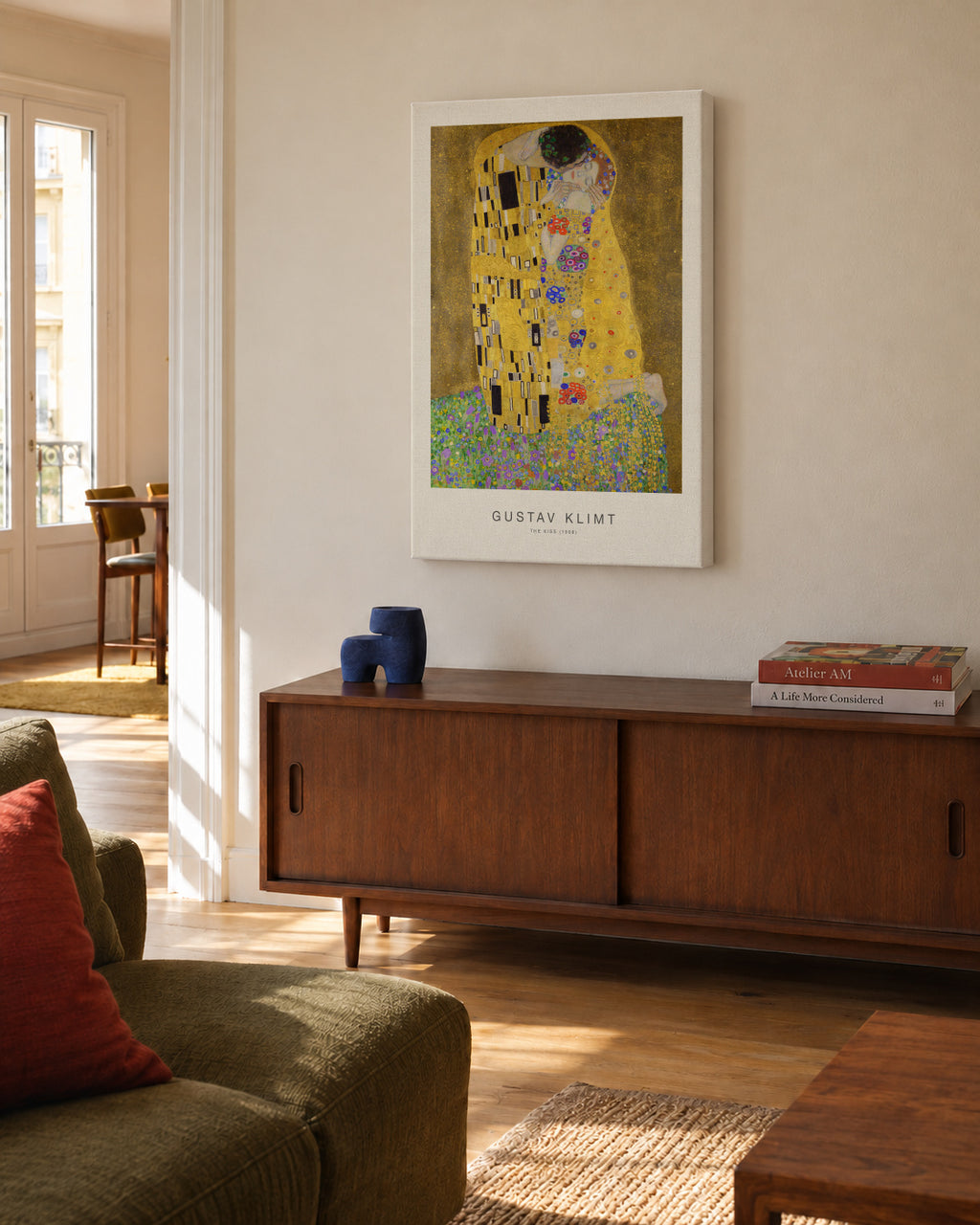 The Kiss (Special Edition) - Gustav Klimt - Unframed canvas in an interior