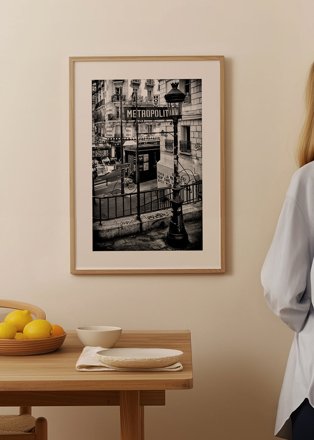 Black Montmartre - Paris Metro