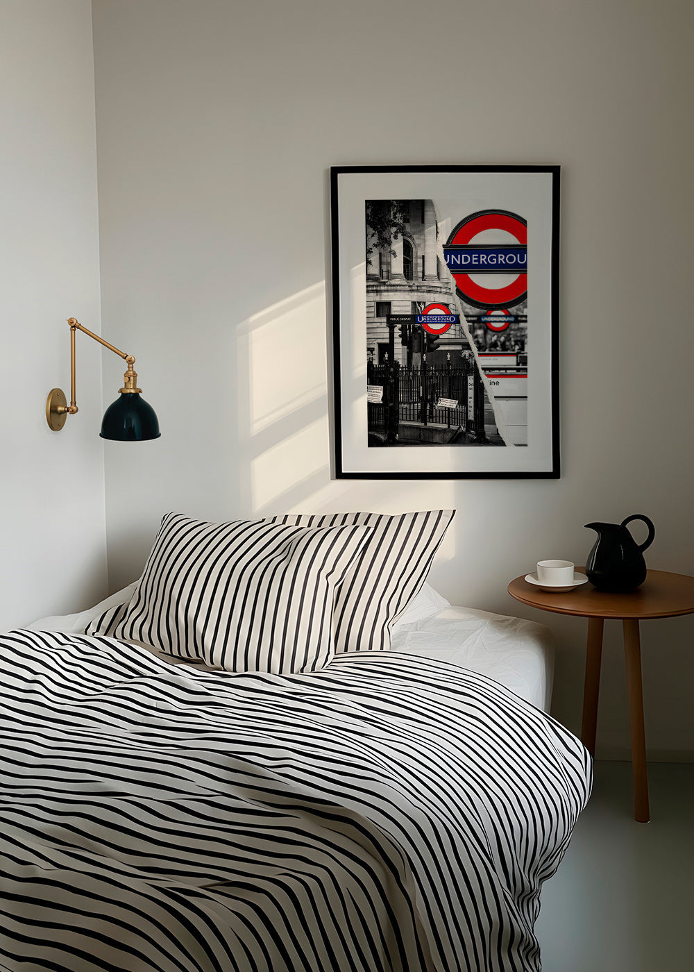 City art featuring Underground sign in London – Product2