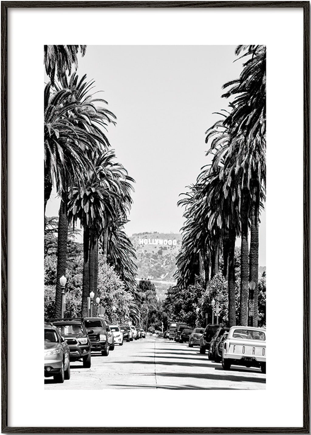 Travel poster: Hollywood palm street in black and white – Black Frame