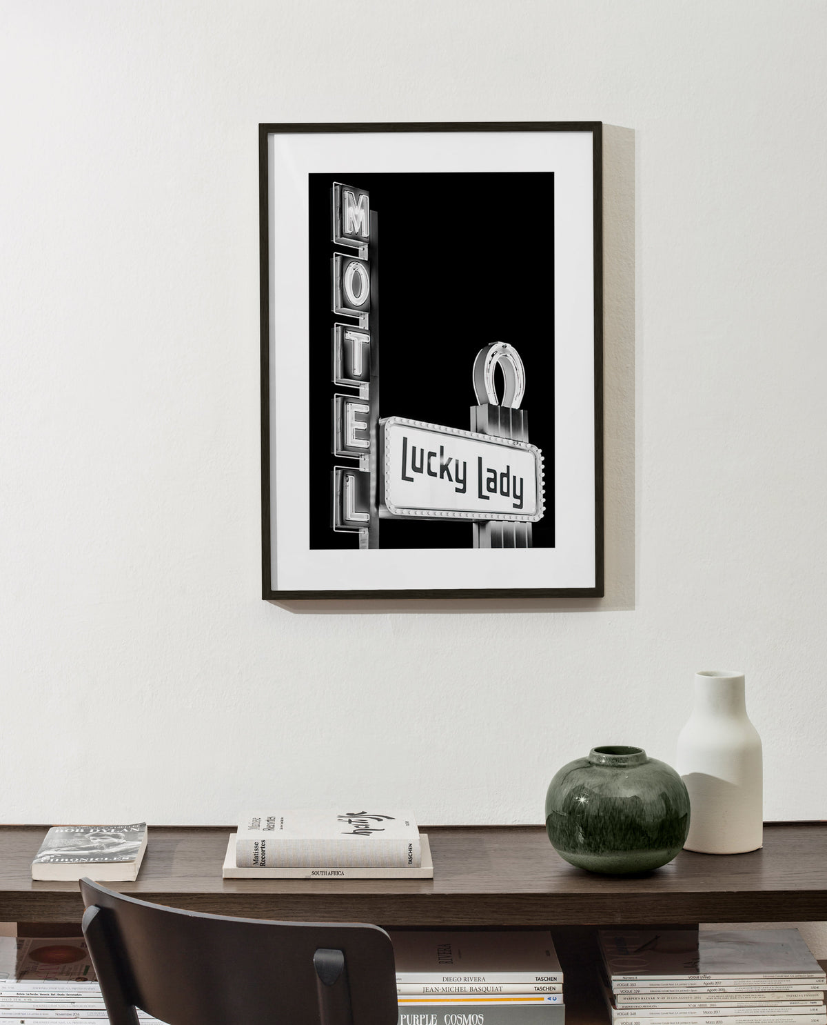 Photograph Lucky Lady motel neon sign – Product2