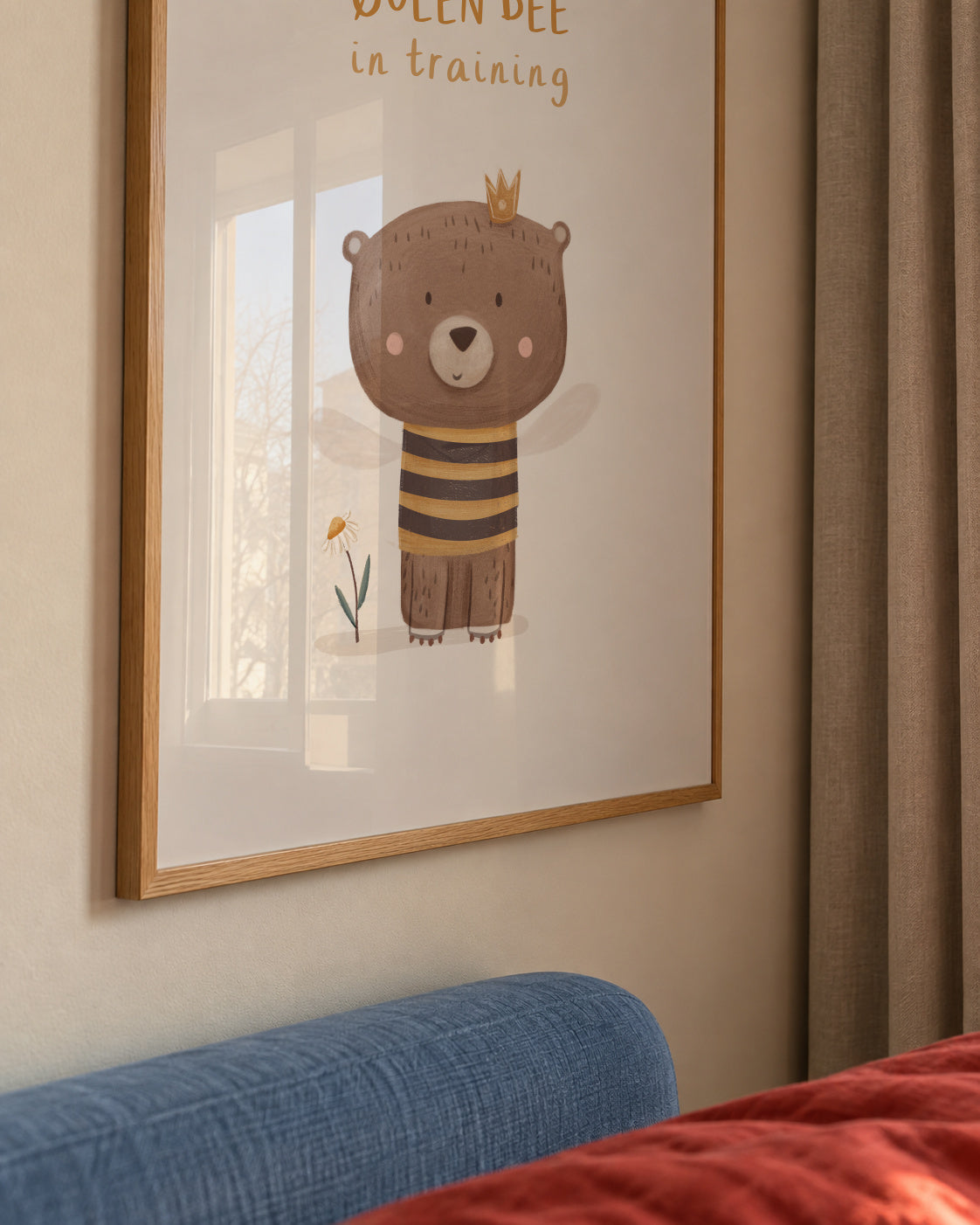 Queen bee - Framed poster detail