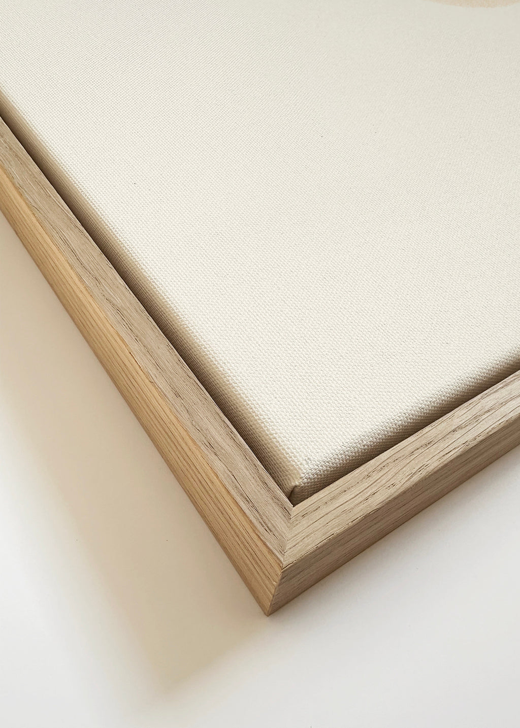Sweet rabbit - Framed canvas detail