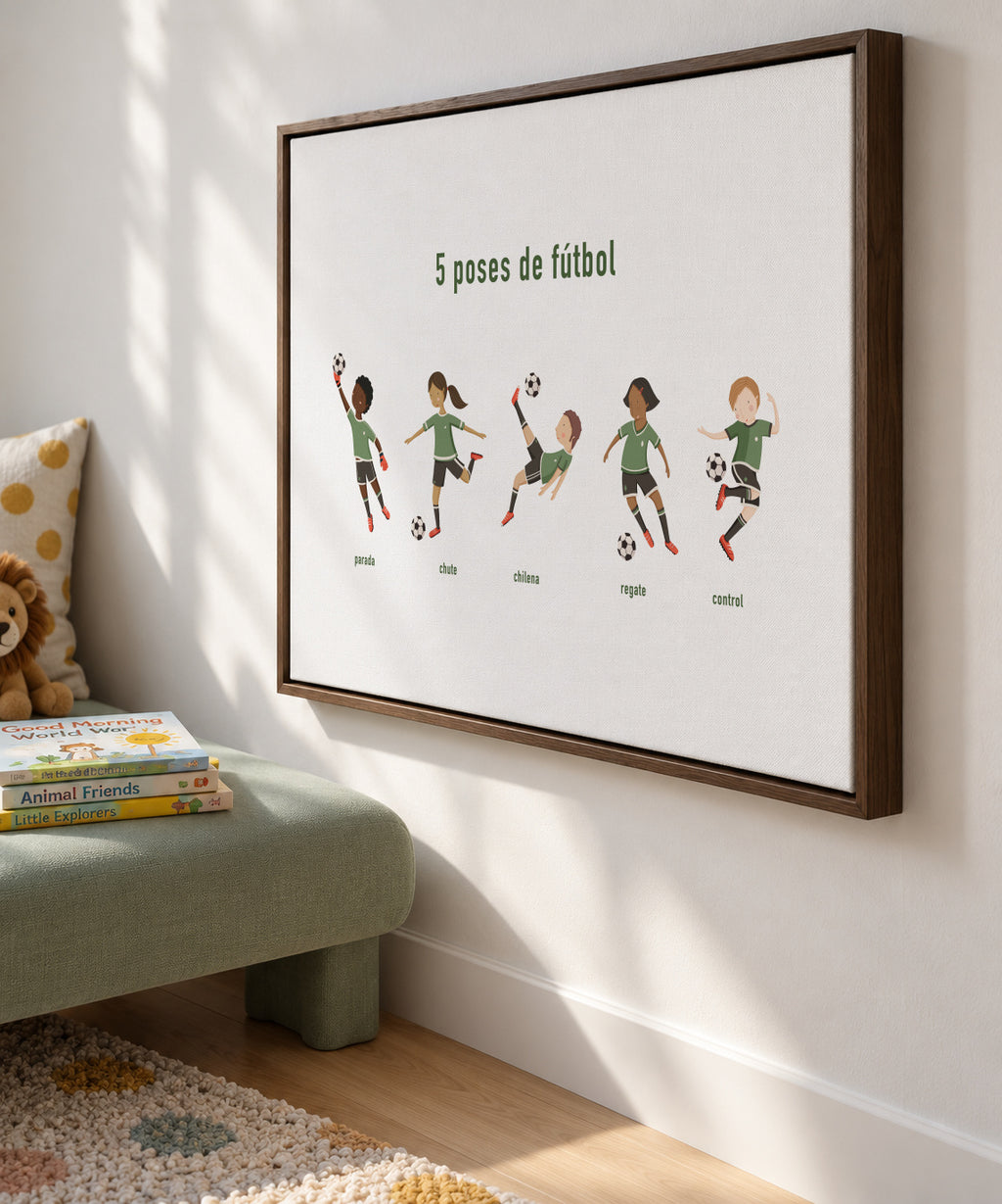 5 poses de fútbol - Framed canvas in an interior