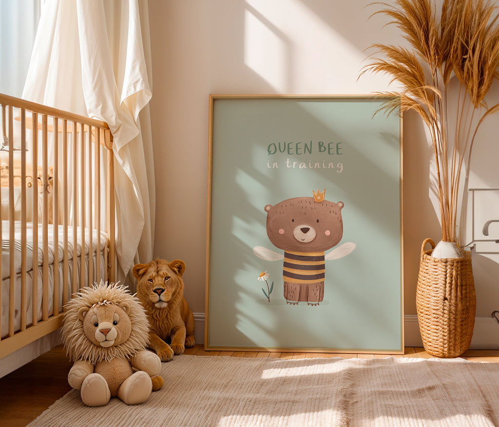 Kids print Queen Bee bear with crown