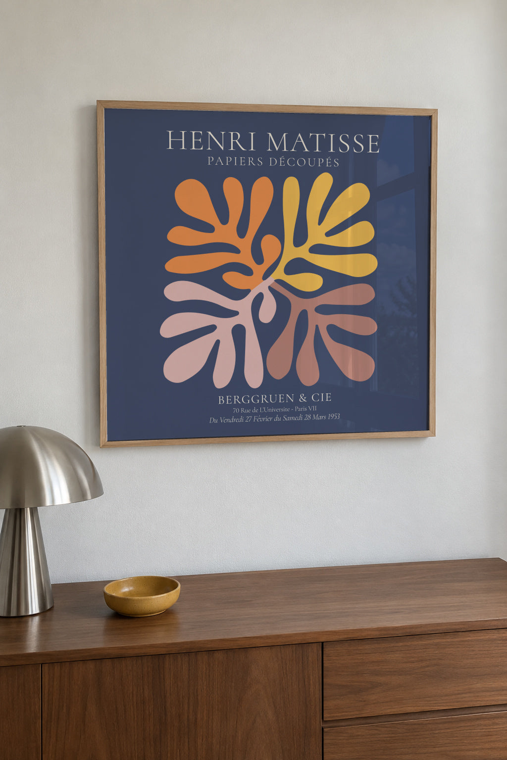Henri Matisse NAVY papiers découpés II - Framed poster in an interior