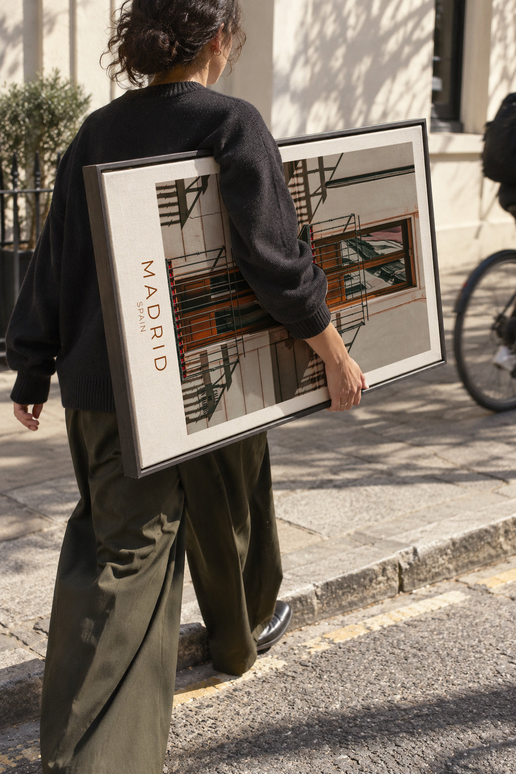 Spain Collection Madrid - Framed canvas in an interior