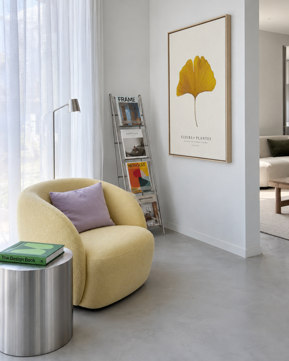 Botanical, Fleurs et plantes -Ginkgo biloba leaf - Framed canvas in an interior