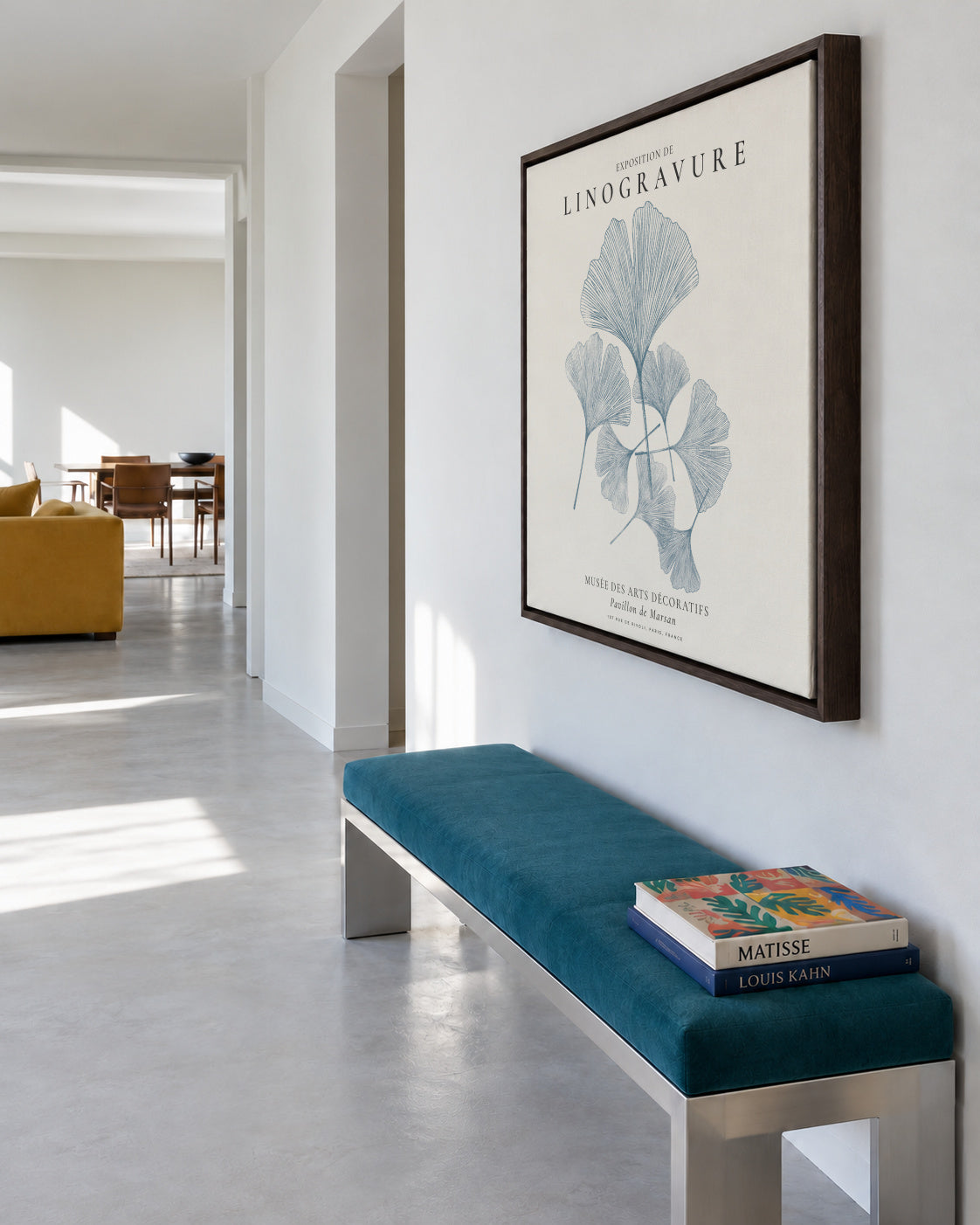 Exposition de linogravure, Ginkgo leaves - SQUARE - Framed canvas in an interior
