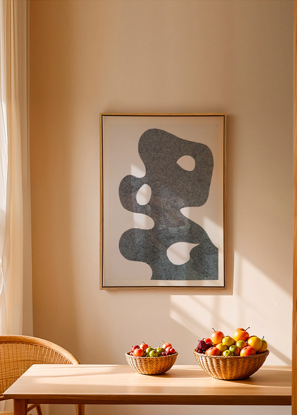 Dotted abstract artwork, large silhouette – Canvas2