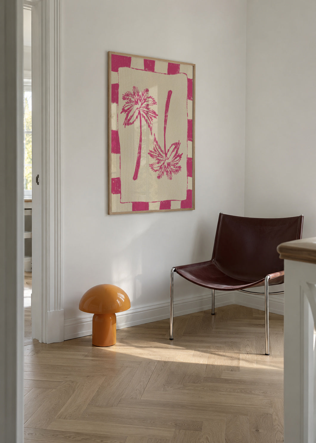 Palm paradise – Pink - Framed poster in an interior