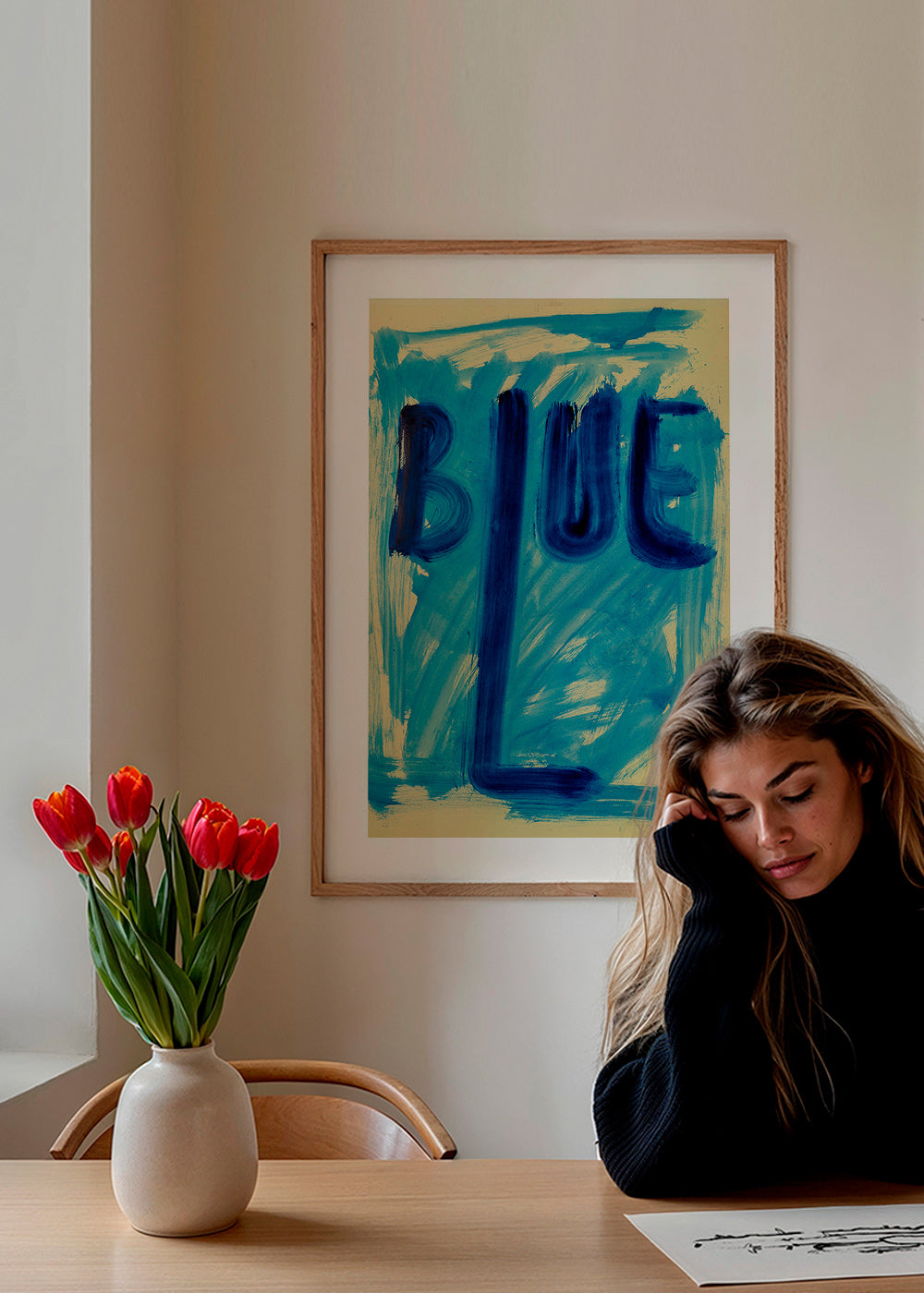 Cuadro abstracto con tipografía azul pintada a mano – Product2