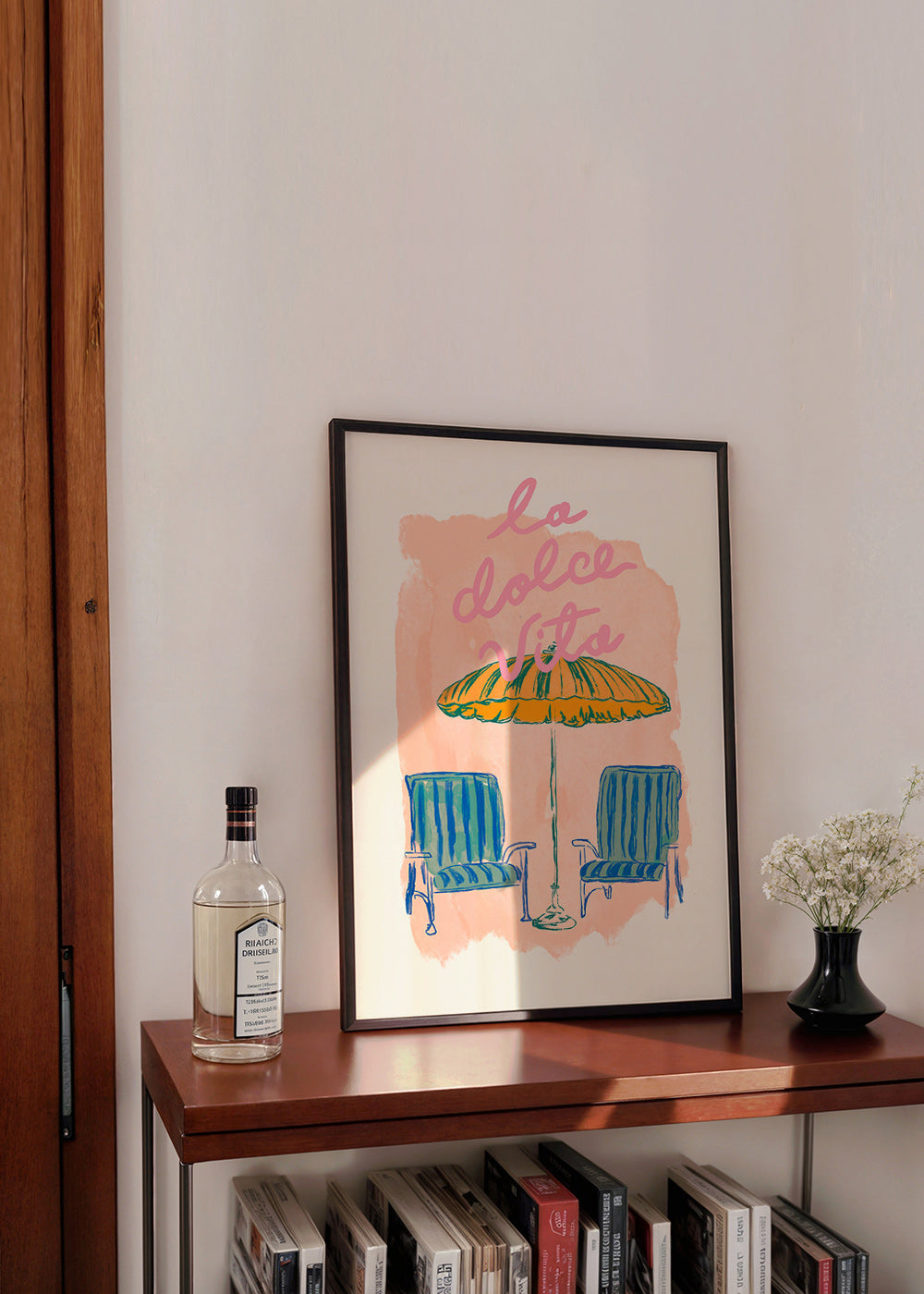 Illustration 'La Dolce Vita' umbrella and chairs