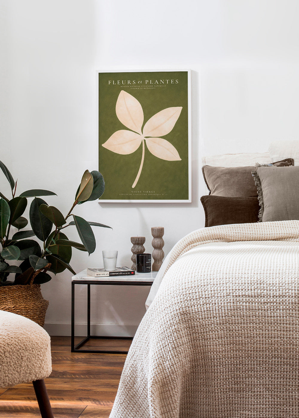 Botanical print: cream leaf on green field