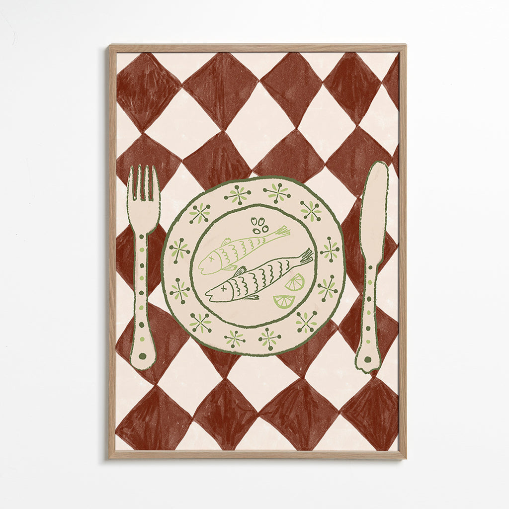 Cuadro de cocina con plato de pescado y mantel de rombos – Oak Frame