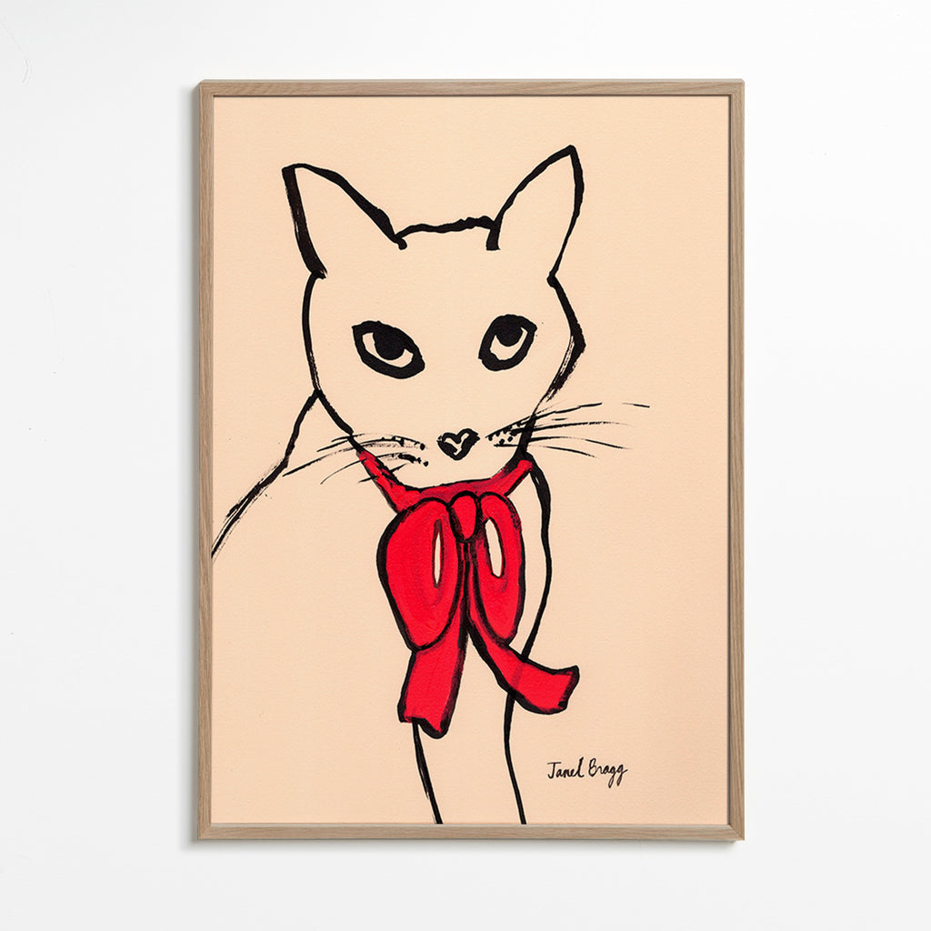 Cuadro gato con lazo rojo y trazo suelto – Oak Frame