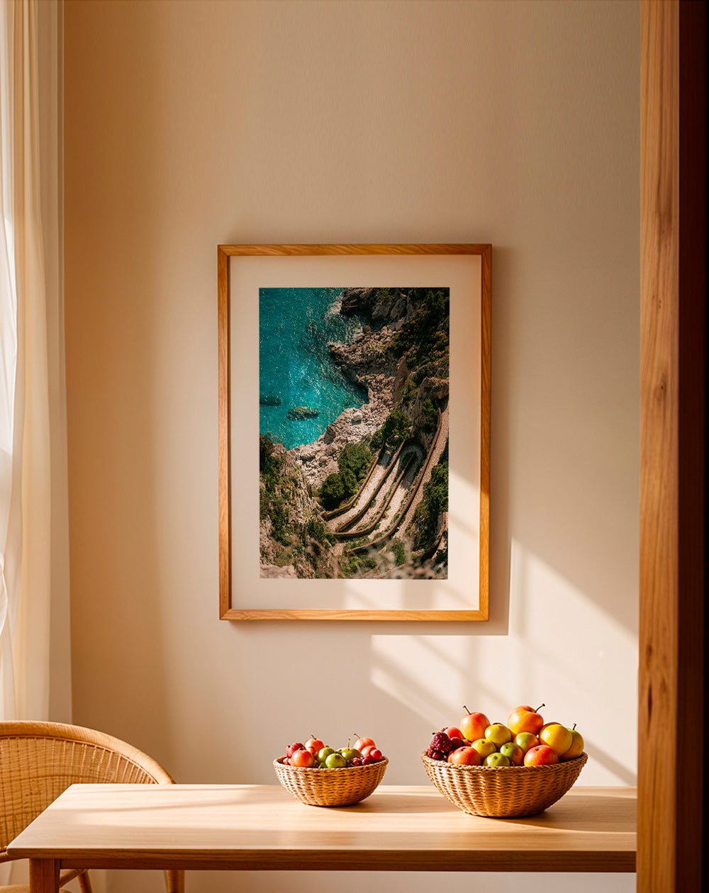 Cuadro de paisaje con costa en terrazas y mar turquesa – Product1