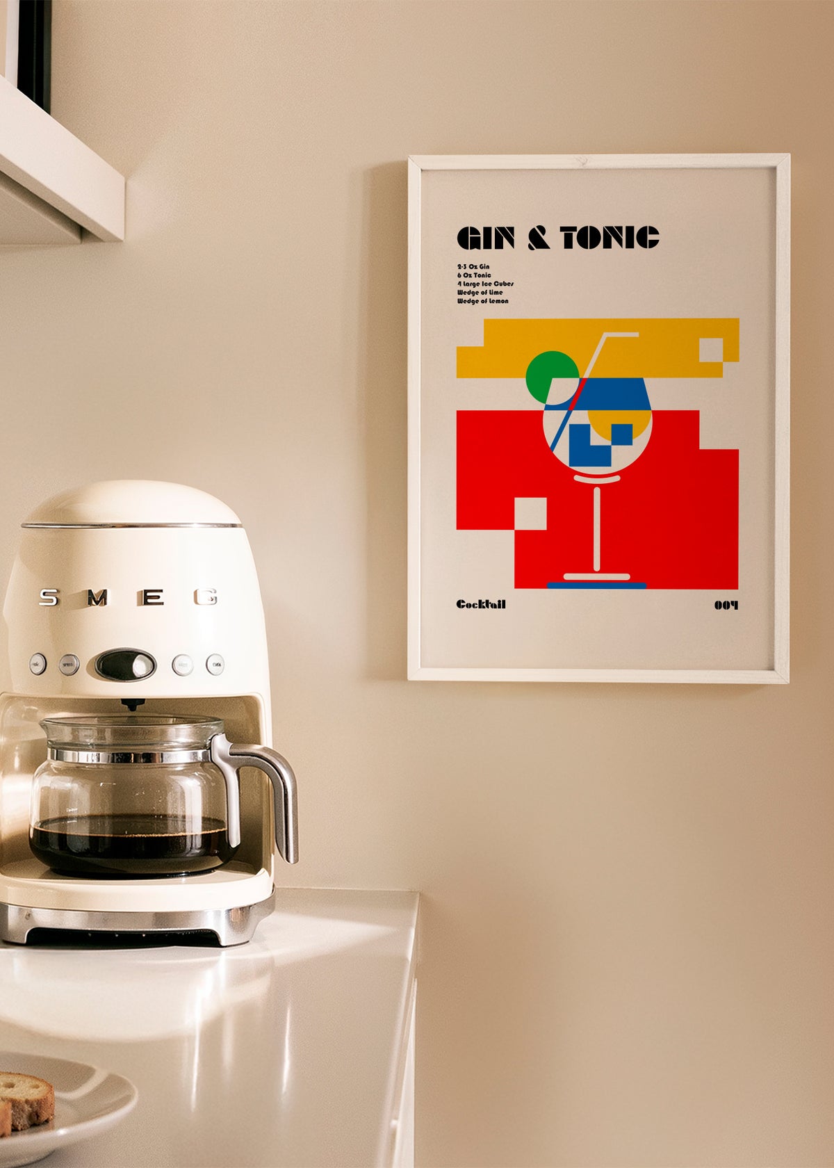Gin a Tonic Bauhaus Cocktail - Framed poster in an interior