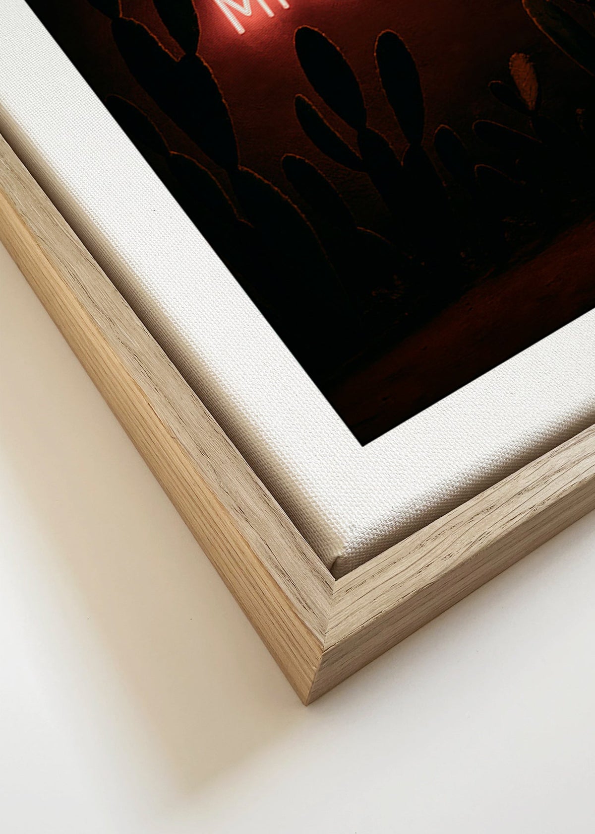 Fotografía artística: letrero neón "Mi Amor" sobre cactus – Canvas detail