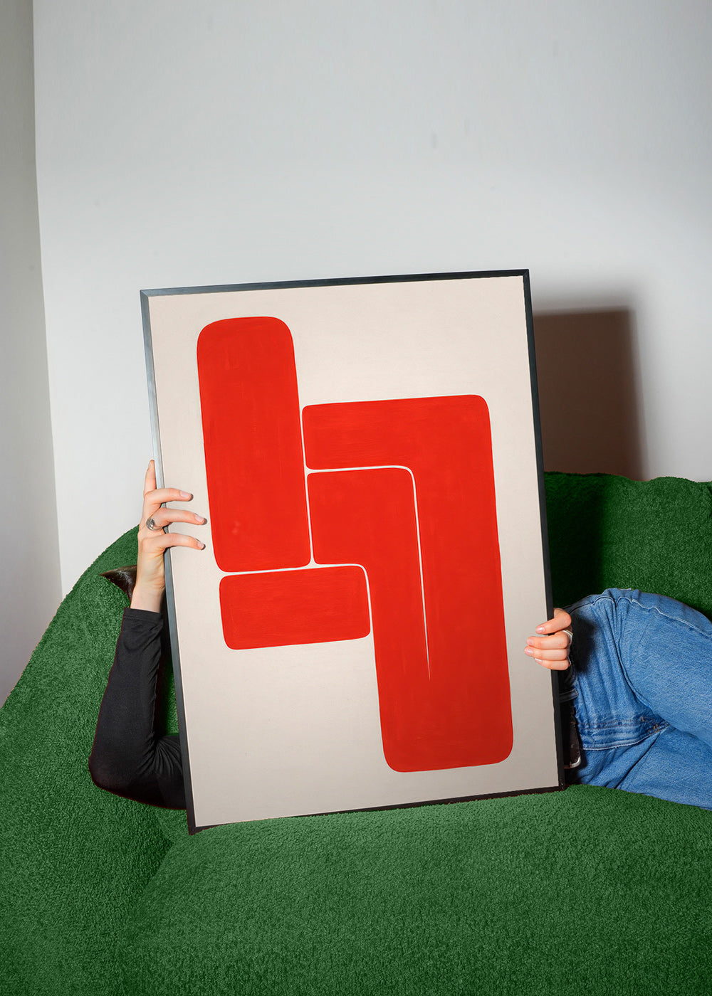 Cuadro geométrico con formas L rojas – Product1