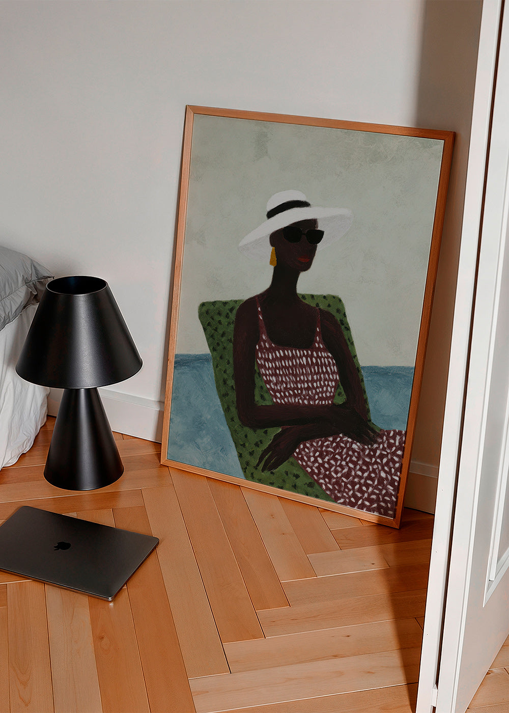 Ilustración elegante con figura reclinada y sombrero – Product2