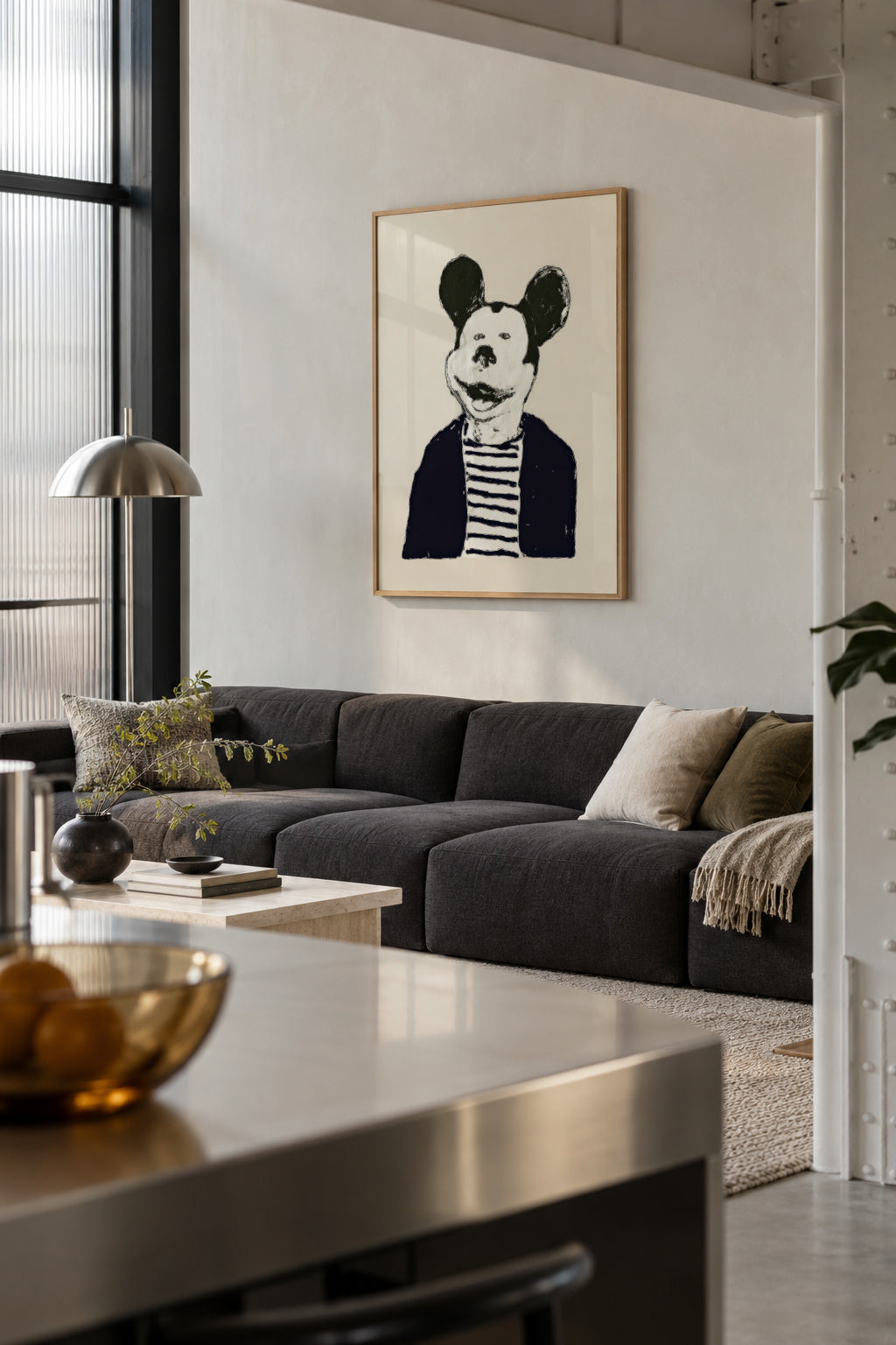 Mouse Gentleman - Framed poster in an interior