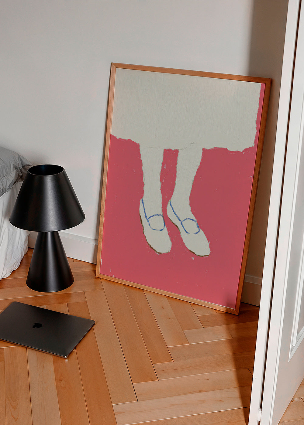 Illustration of legs with pink shoes